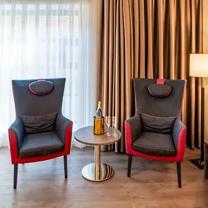 Plaza Premium Center Haga